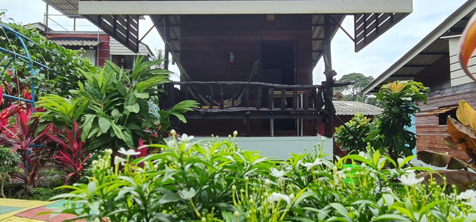 Wooden Hut Koh Kood Hotel Ko Kut Exterior foto